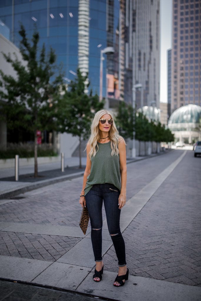 current elliott tee, Dallas Fashion Blogger, Current Elliott black ripped jeans