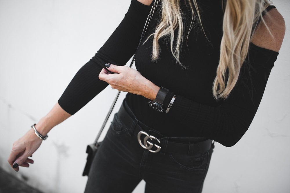 Shoulderless Black Top