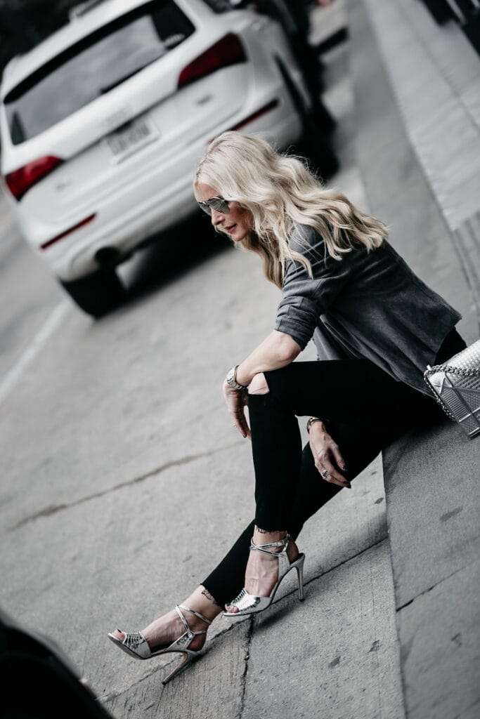 Dallas fashion blogger wearing Veronica Beard Heels
