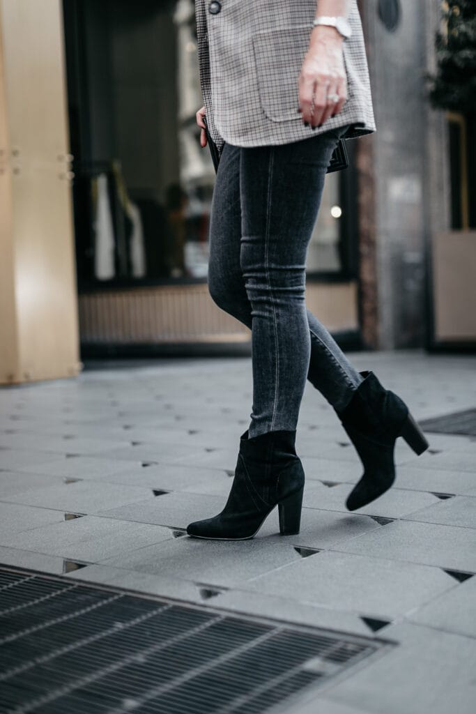 vince camuto black ankle boots