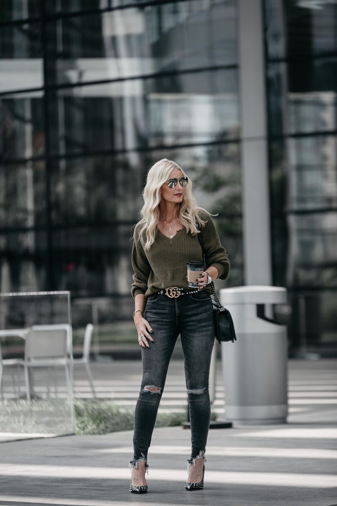 How to wear a v neck sweater 