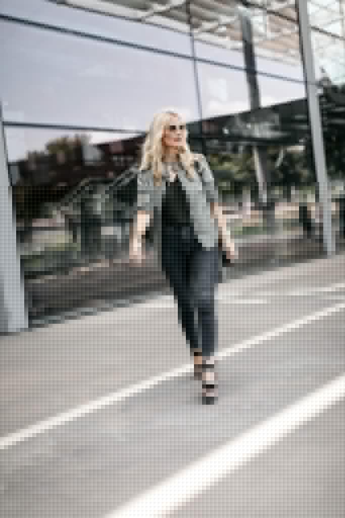 How to wear an army jacket over age 40