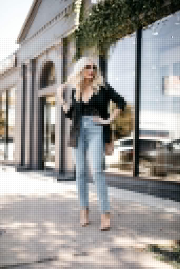 Dallas blogger wearing denim and heels
