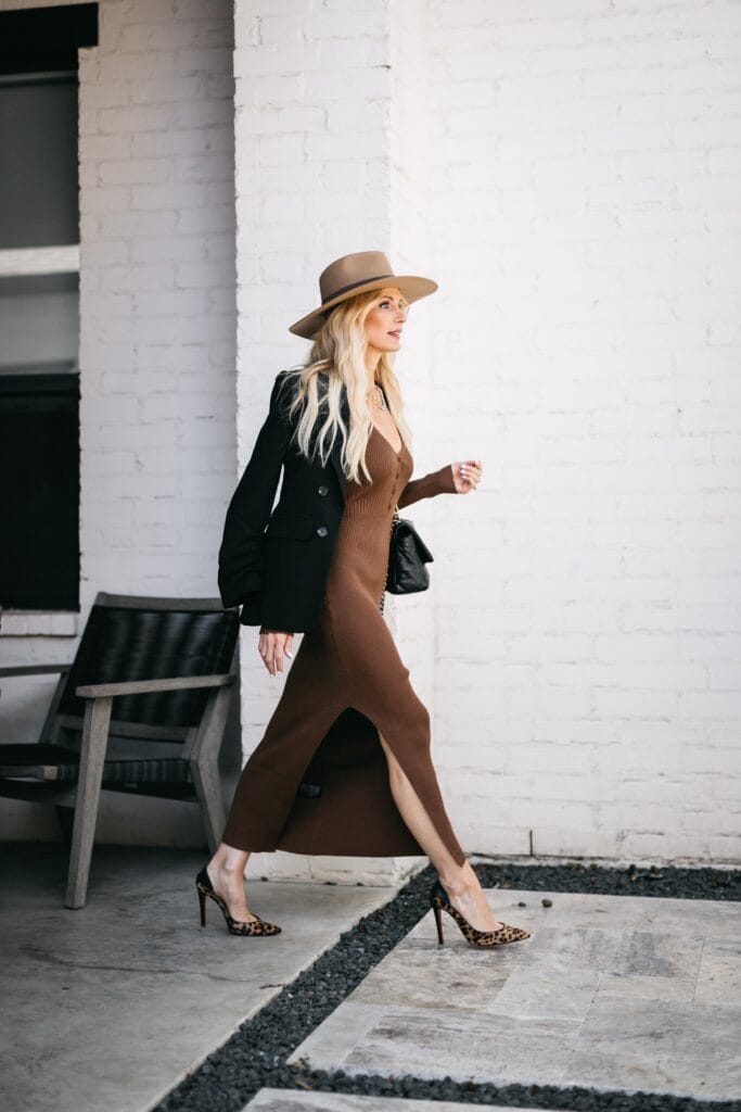 Dallas style blogger wearing a brown ribbed dress and black blazer