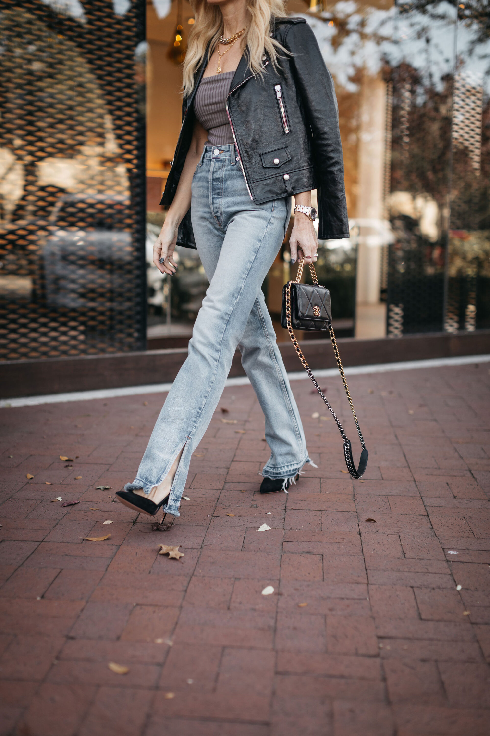 Dallas Fashion blogger over 40 wearing straight leg denim