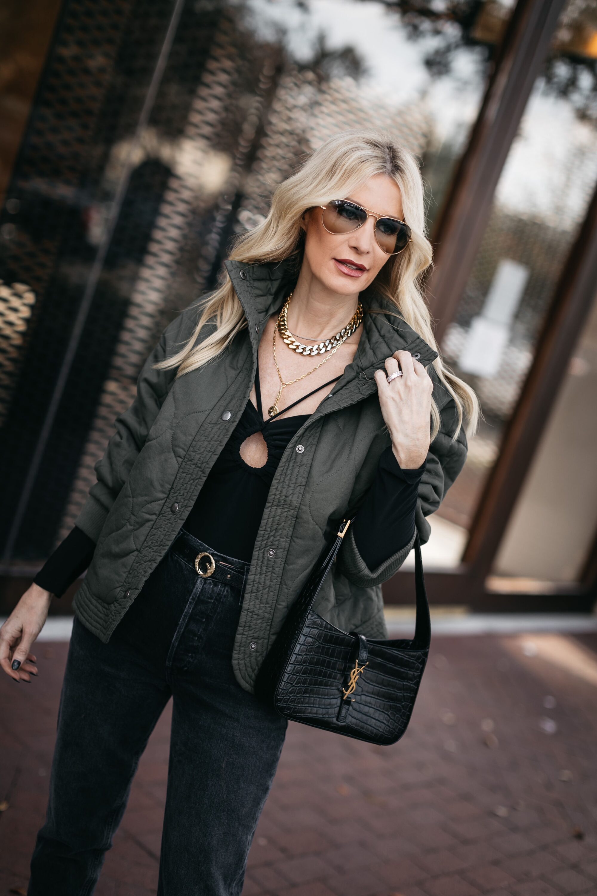 Dallas Fashion blogger wearing 3 layer look