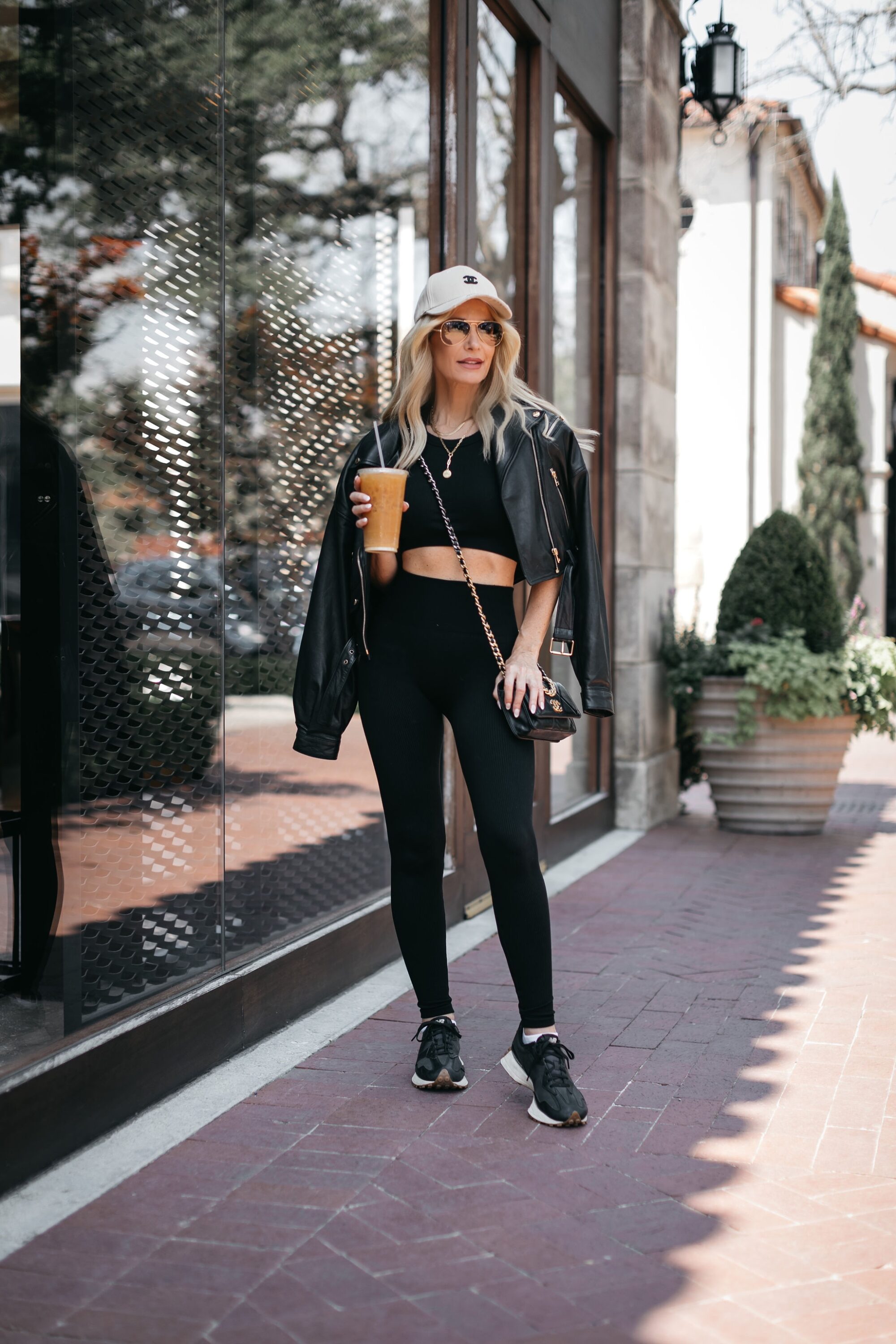 Dallas fashion blogger wearing athleisure clothes for women over 40