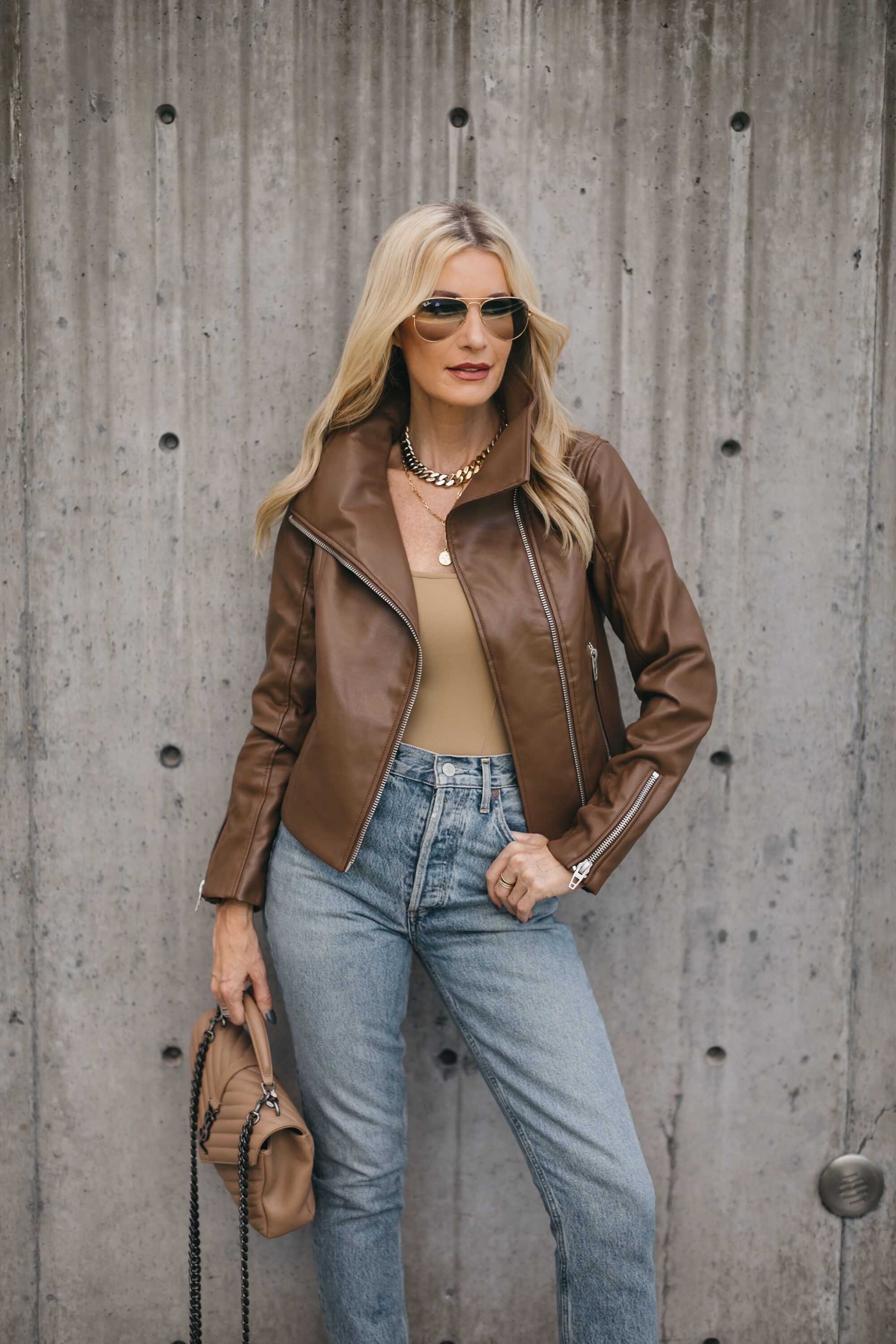 Dallas fashion blogger wearing Agolde riley denim as the best denim to wear with ankle boots from Nordstrom.