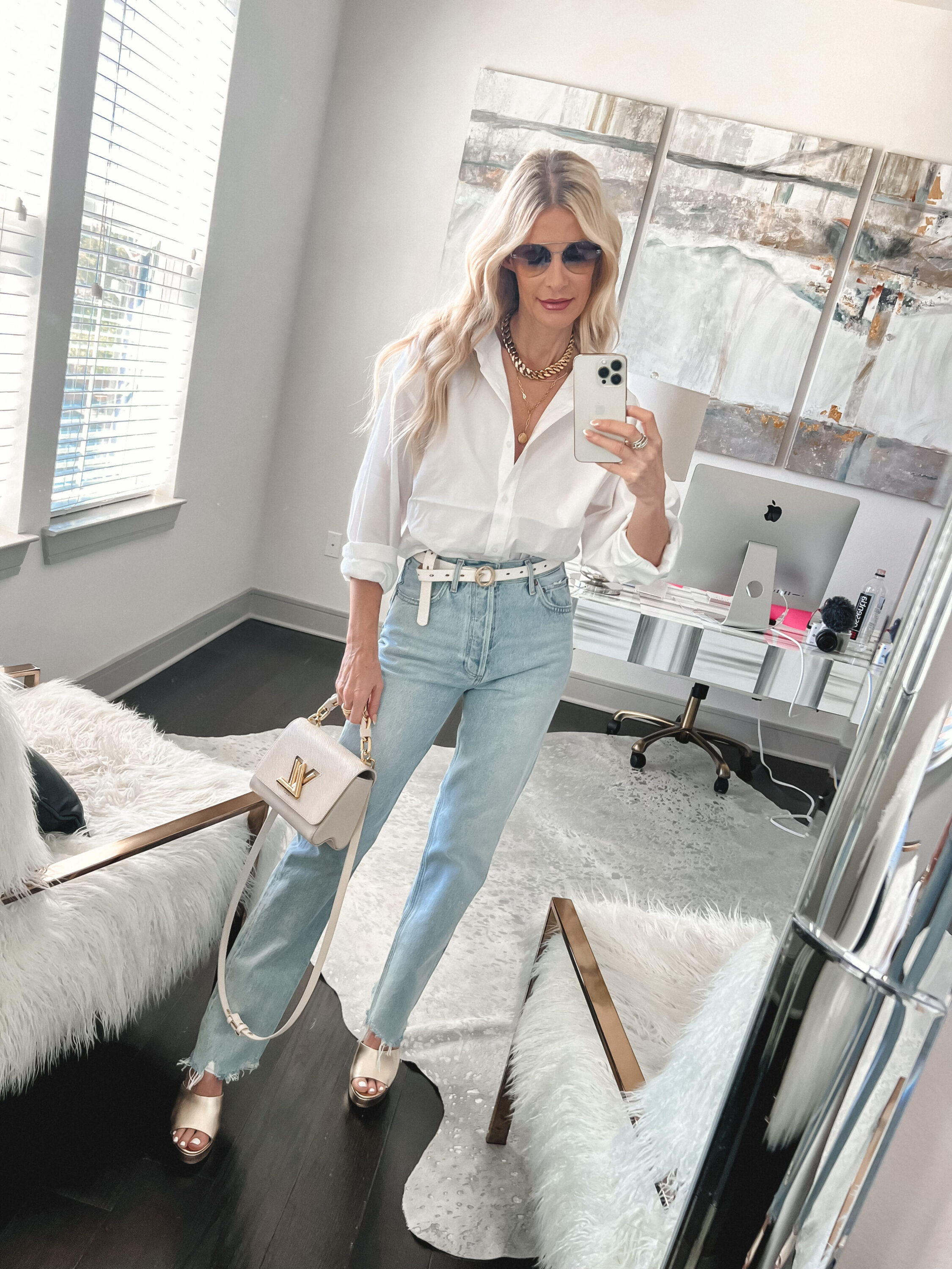 Dallas woman over 40 wearing a white button down high-waisted jeans as one of 5 easy outfit formulas.