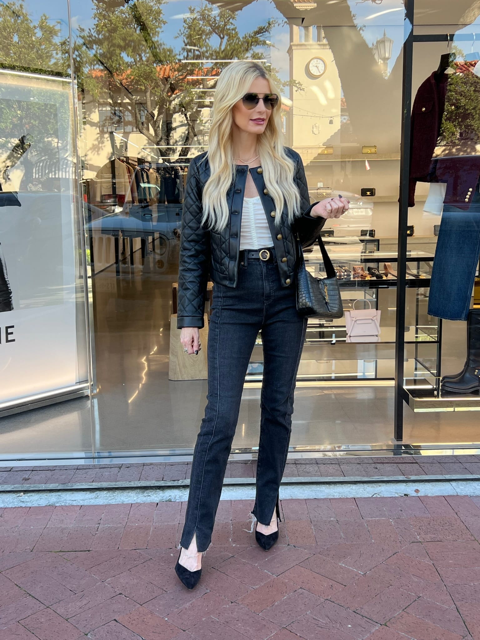 Over 40 fashion blogger showcasing the Best Black Friday Sales of 2023 in 5 looks where at least one piece is on major sale.